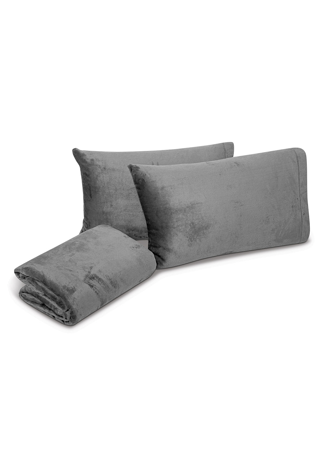 The Juego de Sábanas Invernales Gris Oxford de Intima Hogar incluye dos fundas grises y una sábana de franela doblada, mostradas sobre fondo blanco, ideal para un ambiente acogedor en invierno.